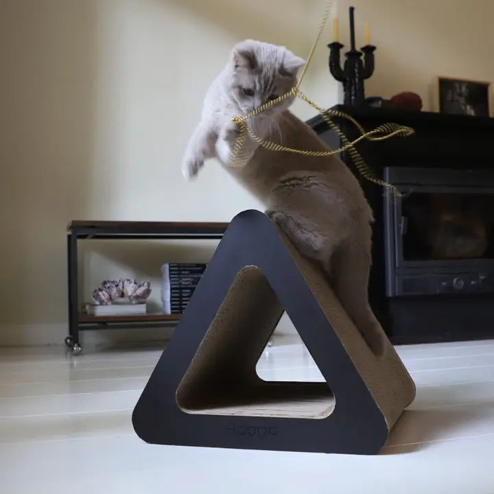 Triangle Scratching Furniture